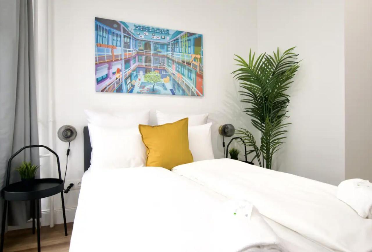 Studio Apartments By Hi5- Apartment In Downtown Budapest Exterior photo