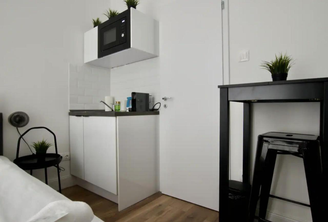Studio Apartments By Hi5- Apartment In Downtown Budapest Exterior photo